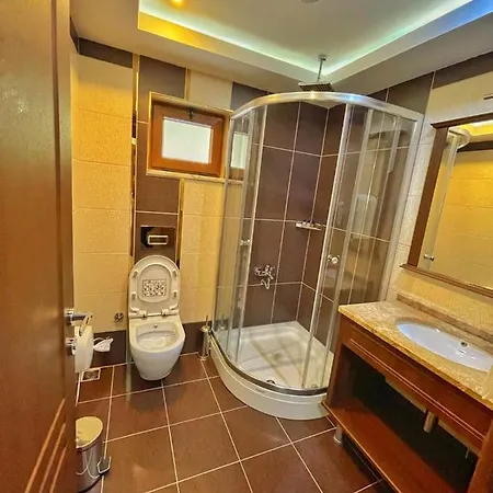 Hotel My 2*